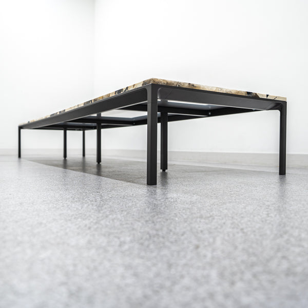 Cassina ixc. / GRAB table