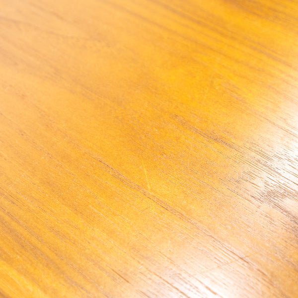 Cassina ixc. / AIR FRAME 3015 conference table