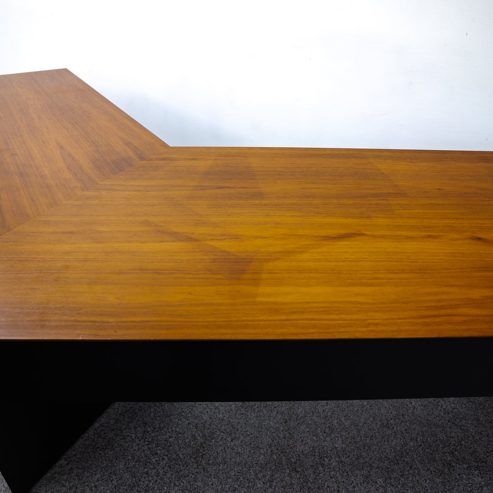 Cassina ixc. / AIR FRAME 3009 / カッシーナ・イクスシー