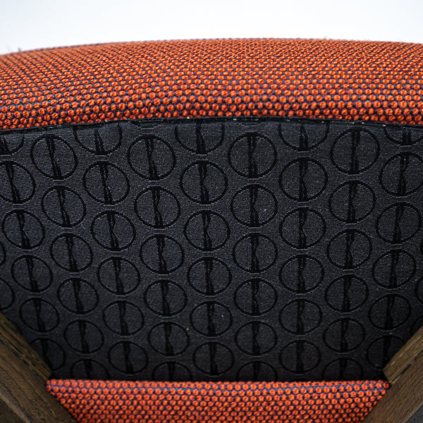 Knoll / Saarinen Collection Conference Arm Chair