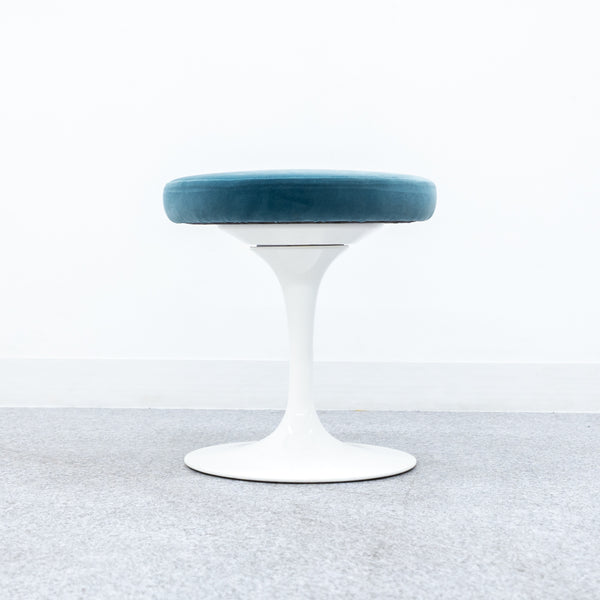 Knoll / Tulip Stool
