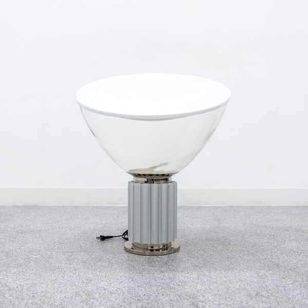 FLOS / Taccia