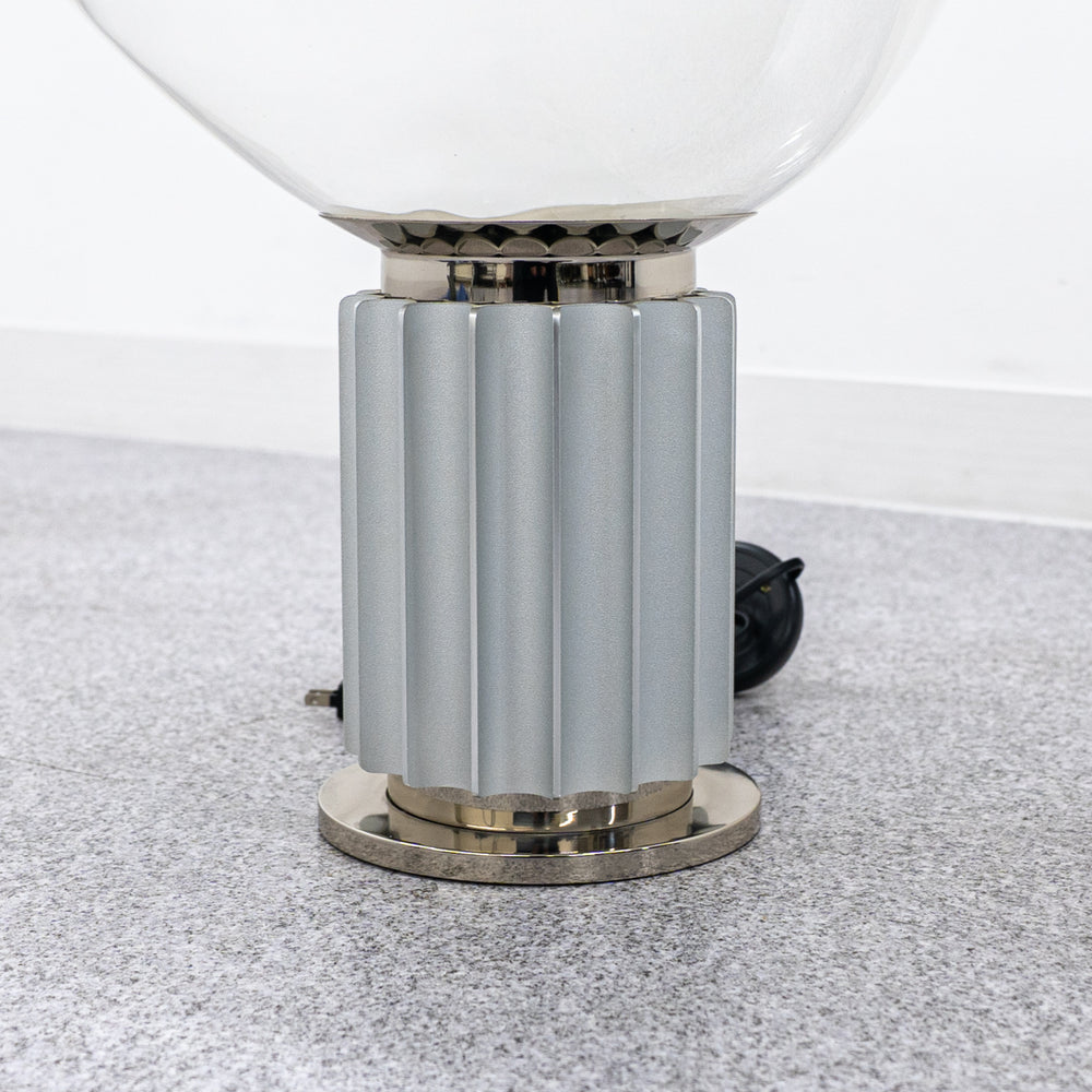 FLOS / Taccia