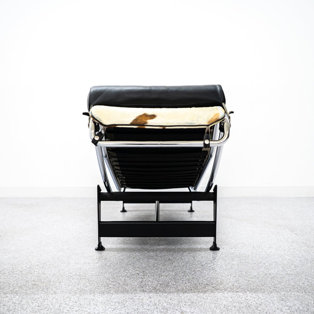 Cassina / 4 CHAISE LONGUE A REGLAGE CONTINU,DURABLE