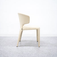 Cassina / 367 HOLA