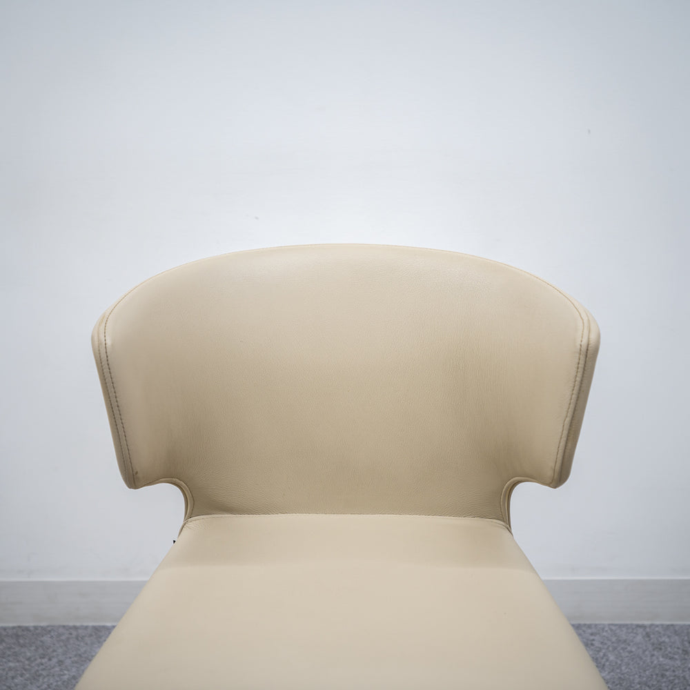 Cassina / 367 HOLA