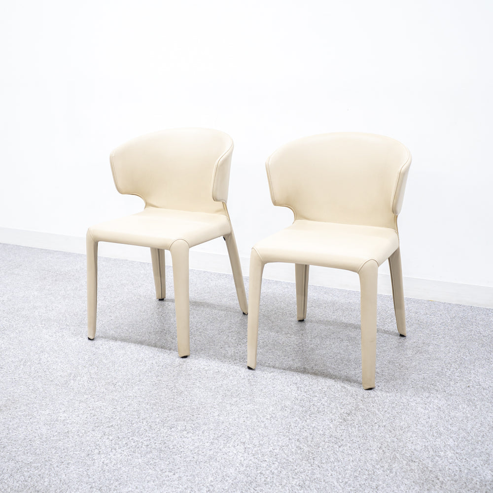Cassina / 367 HOLA