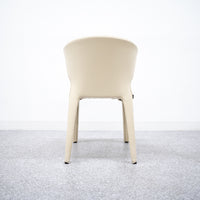 Cassina / 367 HOLA