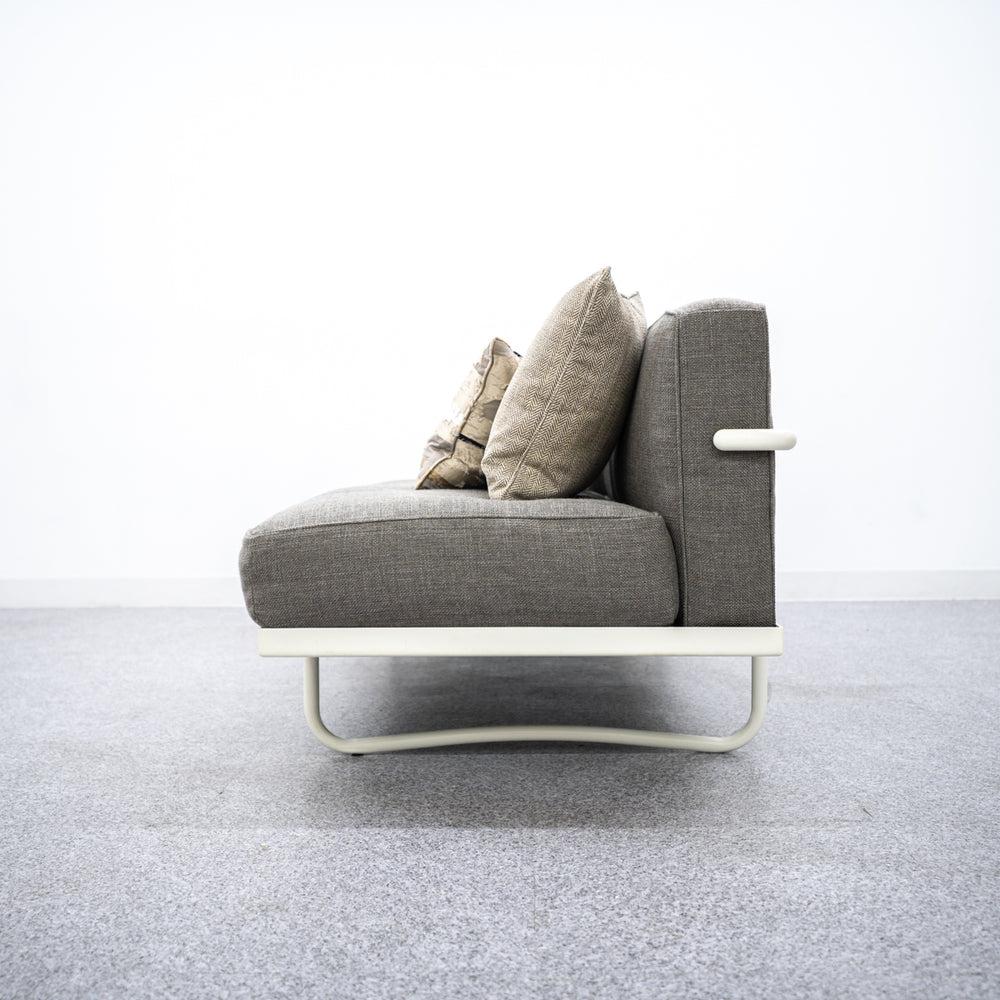 Cassina / 5 CANAPE, APPARTEMENT LE CORBUSIER