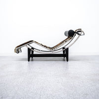 Cassina / 4 CHAISE LONGUE À RÉGLAGE CONTINU, DURABLE