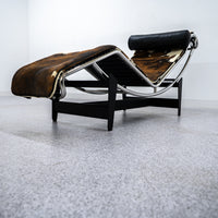 Cassina / 4 CHAISE LONGUE À RÉGLAGE CONTINU, DURABLE