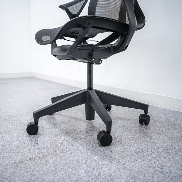 Herman Miller / Cosm Chair