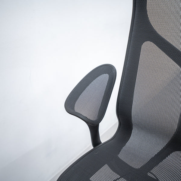 Herman Miller / Cosm Chair