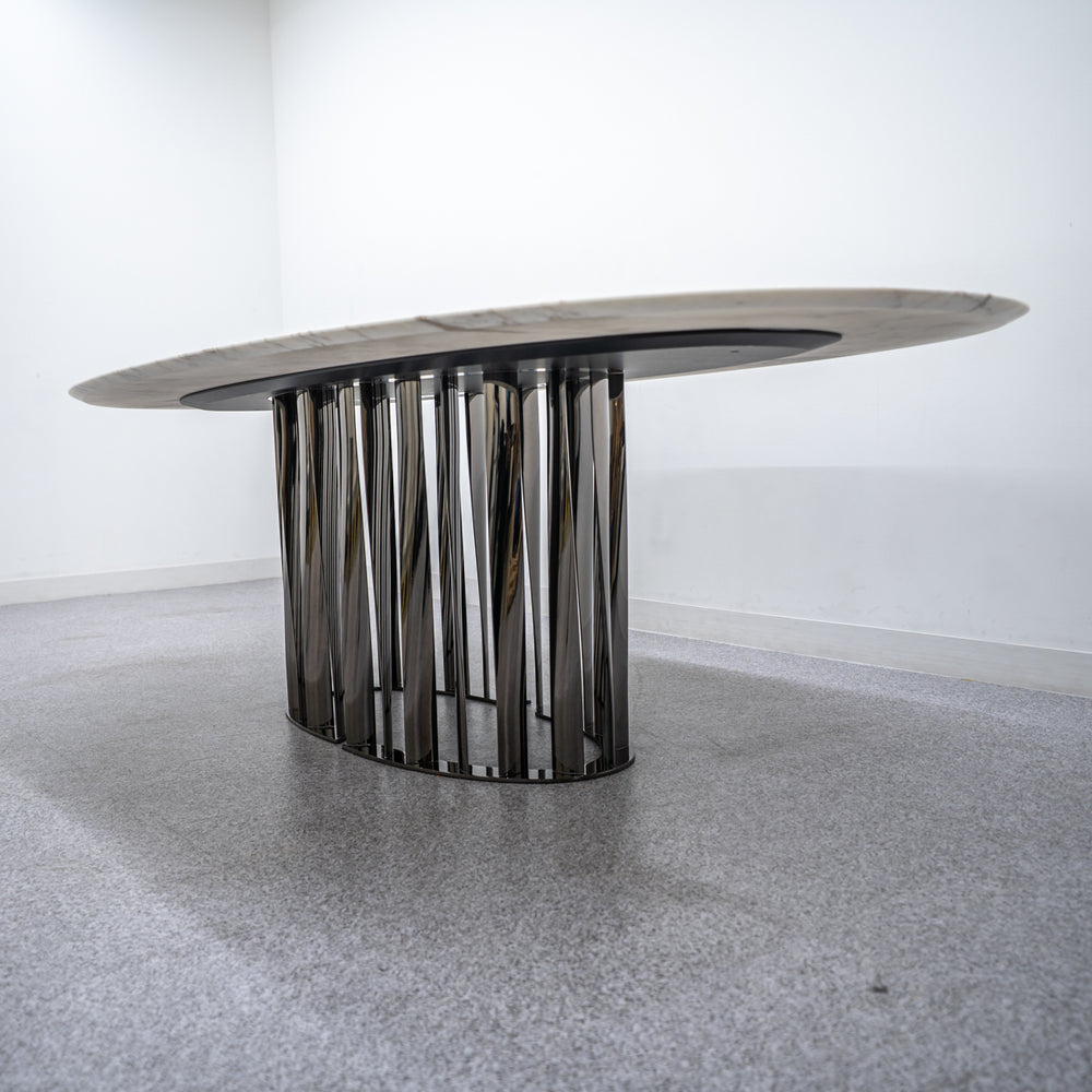 Cassina / 475 BOBOLI