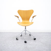 FRITZ HANSEN / SERIES 7