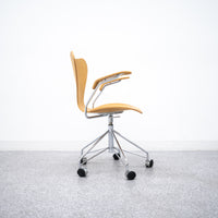FRITZ HANSEN / SERIES 7