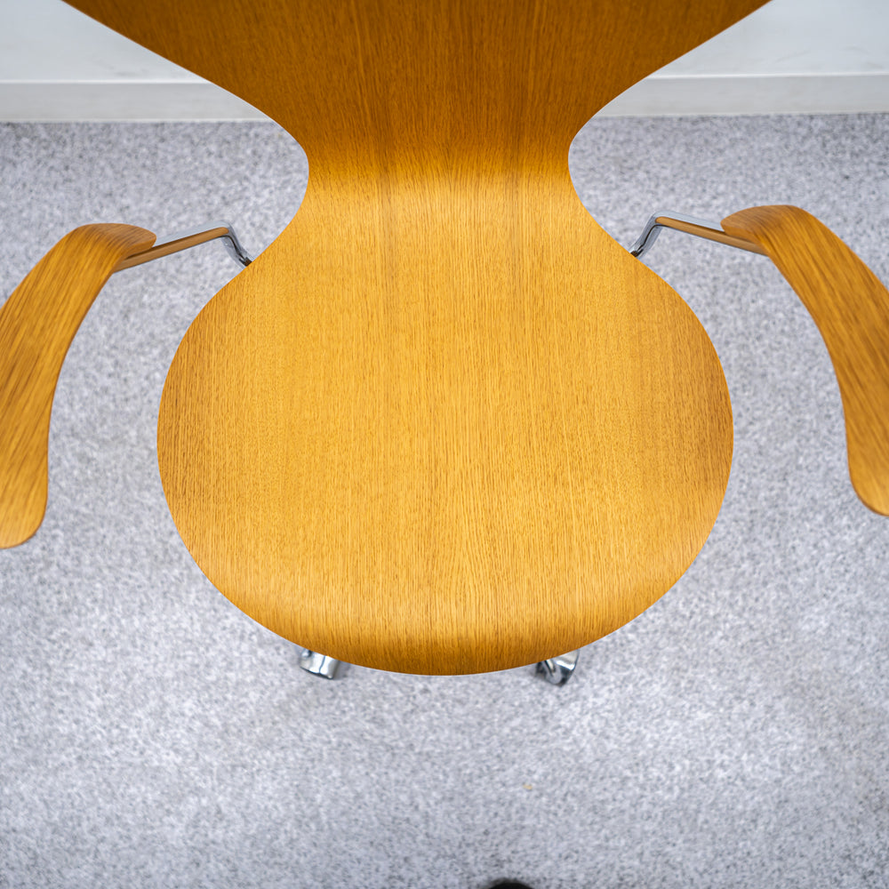 FRITZ HANSEN / SERIES 7