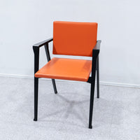 Cassina / 832 LUISA