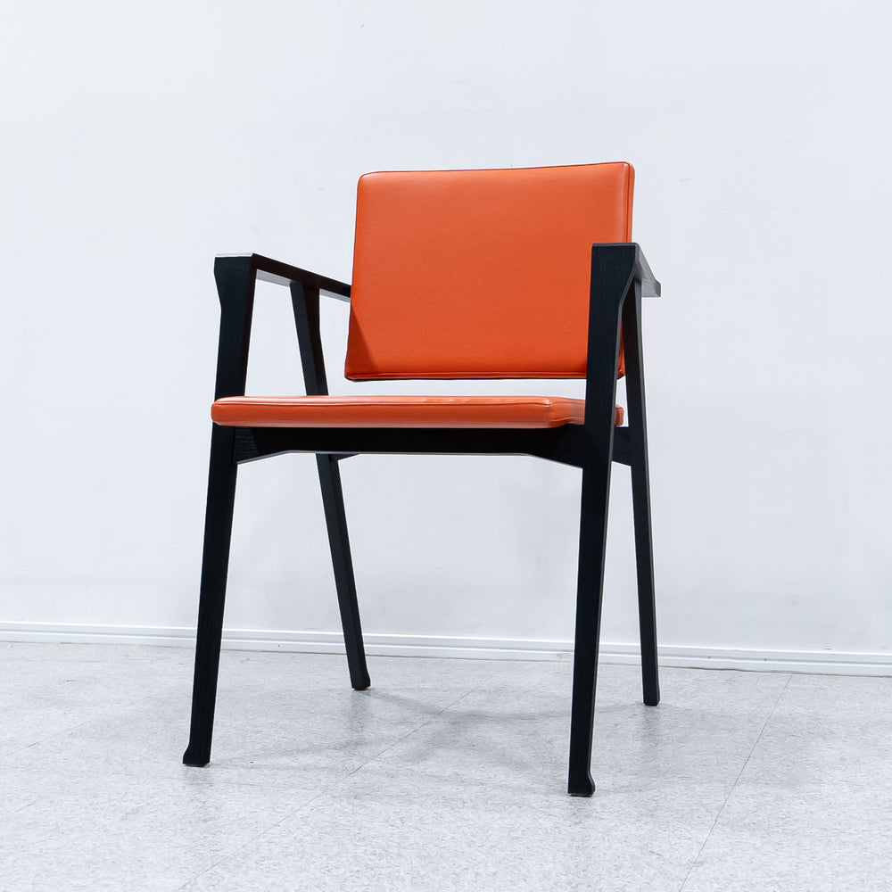 Cassina / 832 LUISA