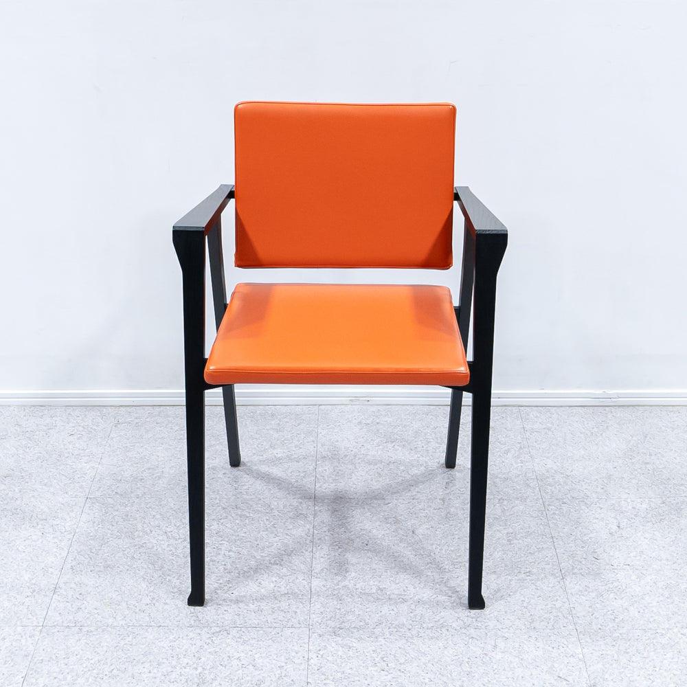 Cassina / 832 LUISA