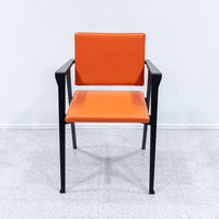 Cassina / 832 LUISA