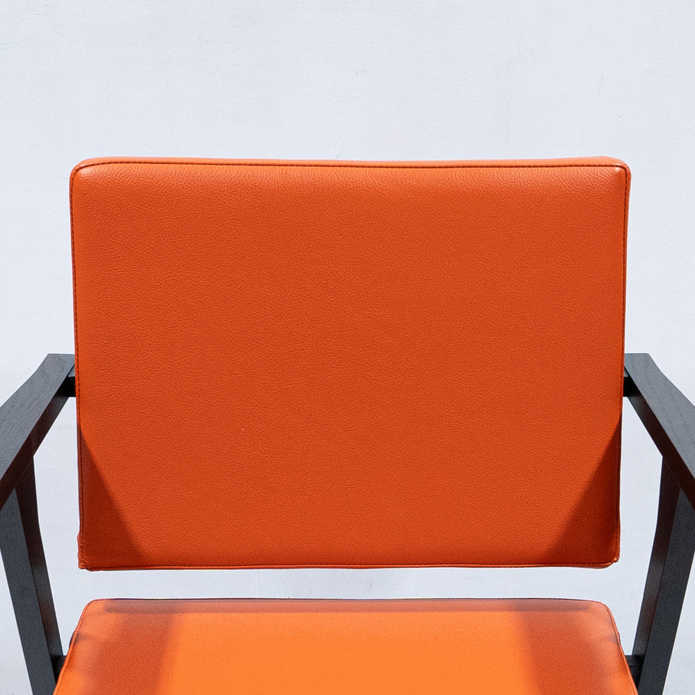 Cassina / 832 LUISA