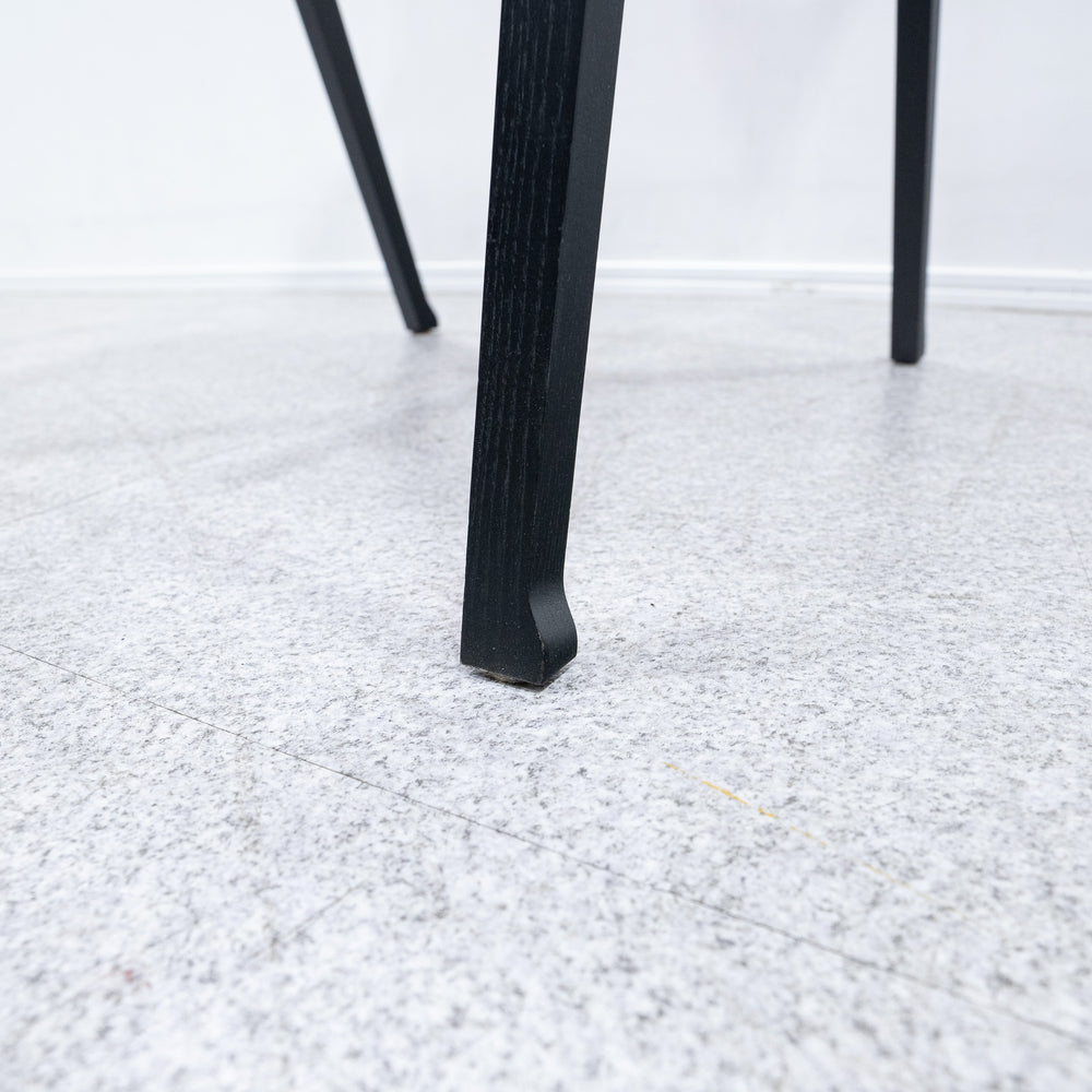 Cassina / 832 LUISA