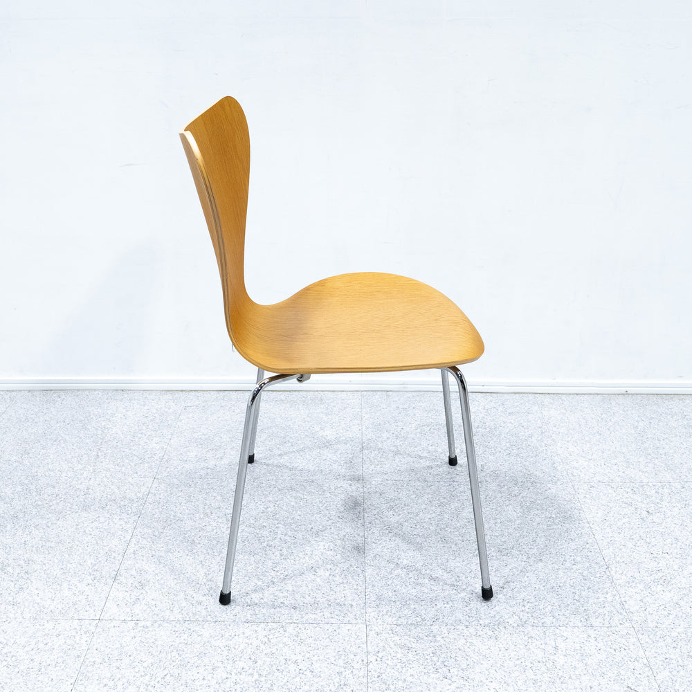 FRITZ HANSEN / SERIES 7