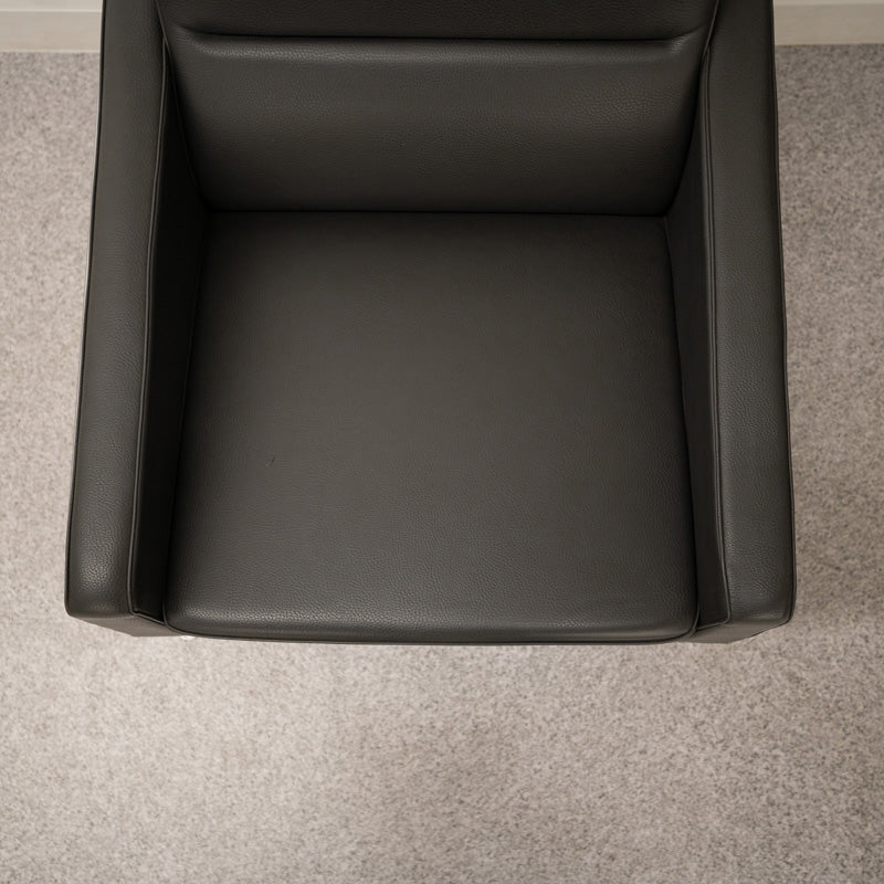 【展示品】FRITZ HANSEN / Series 3300  / フリッツ・ハンセン