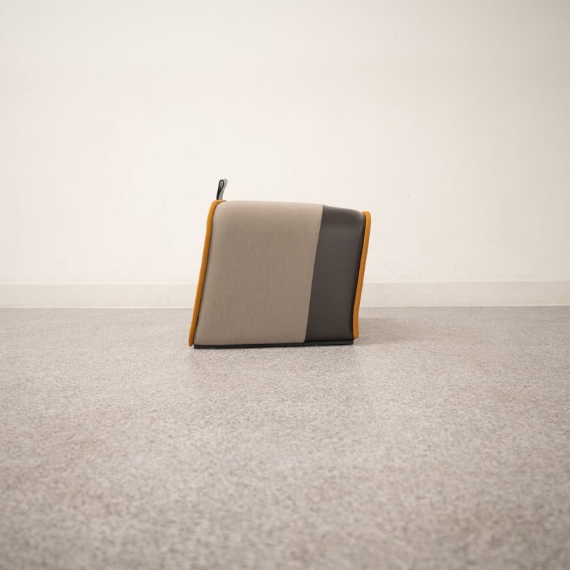 【展示品】Cassina / 570 GENDER / カッシーナ