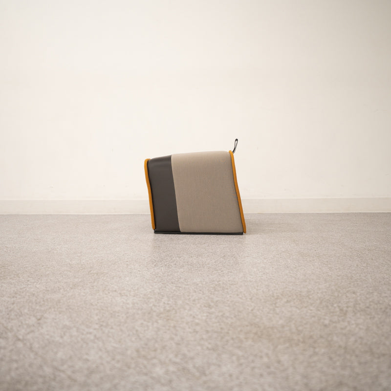【展示品】Cassina / 570 GENDER / カッシーナ