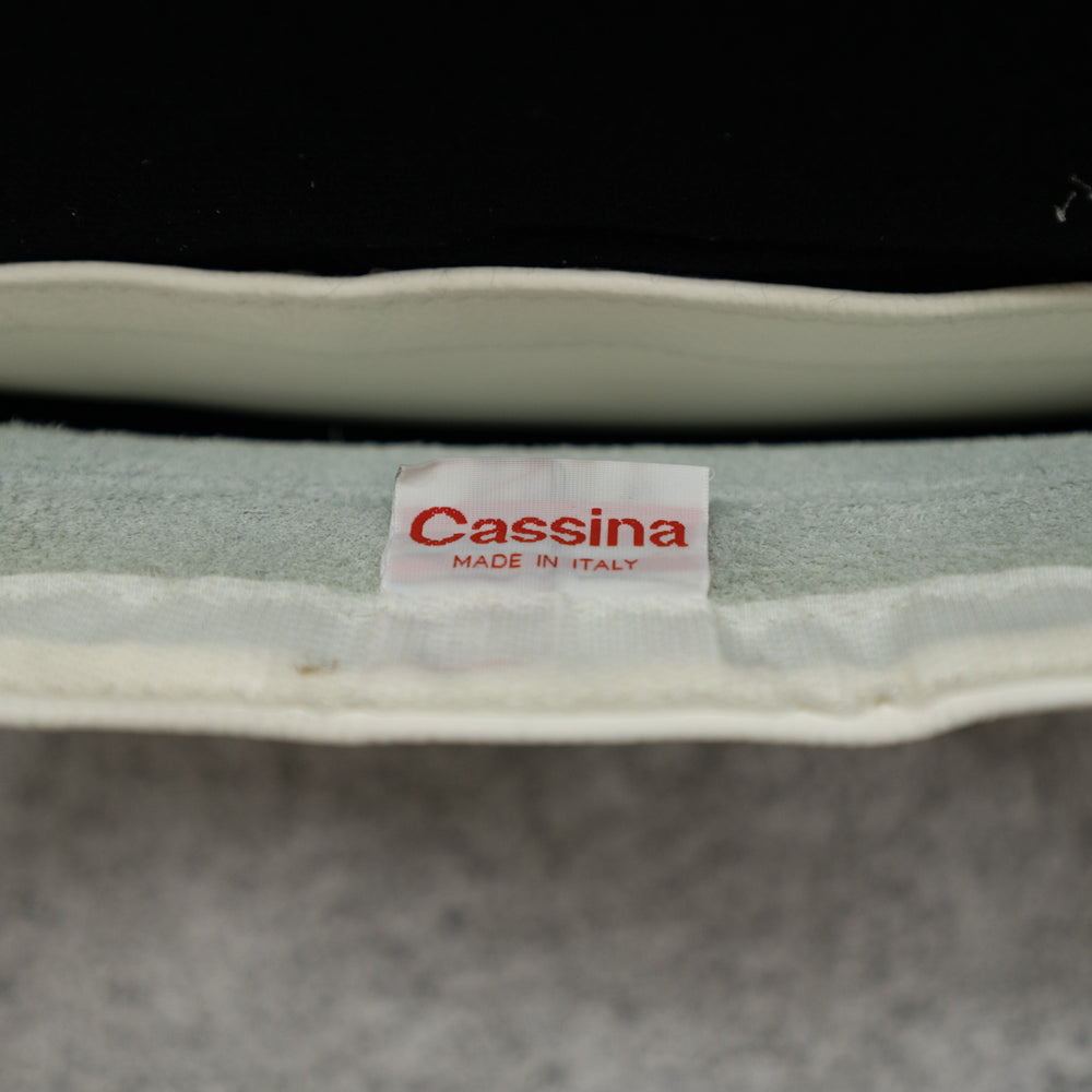 Cassina / 367 HOLA / カッシーナ