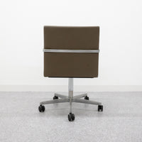 Walter Knoll / GEORGE