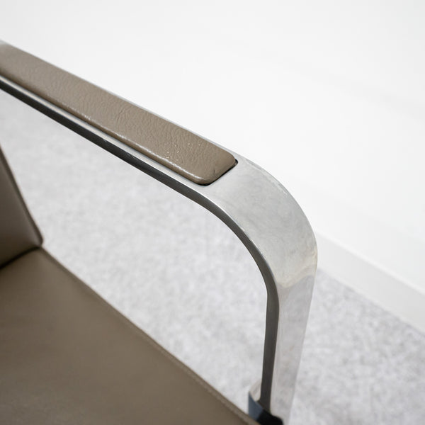 Walter Knoll / GEORGE