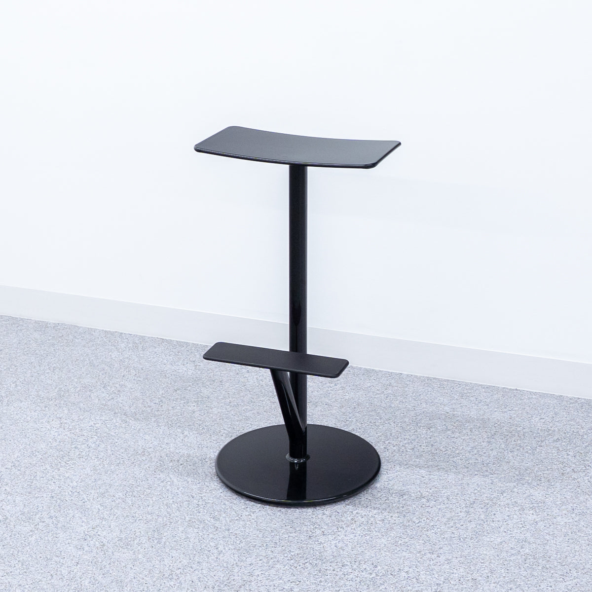 MAGIS/マジス SEQUOIA/セコイア スツール チェア A 楽天市場】Magis（マジス）スツール Sequoia（セコイア） 760mm