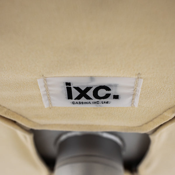 Cassina ixc. / BOOMERANG PLUS
