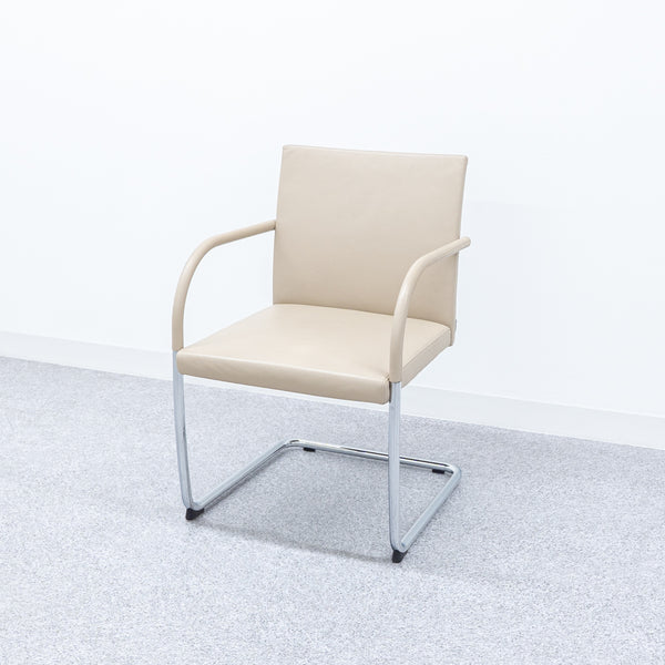 Walter Knoll / George Cantilever Chair