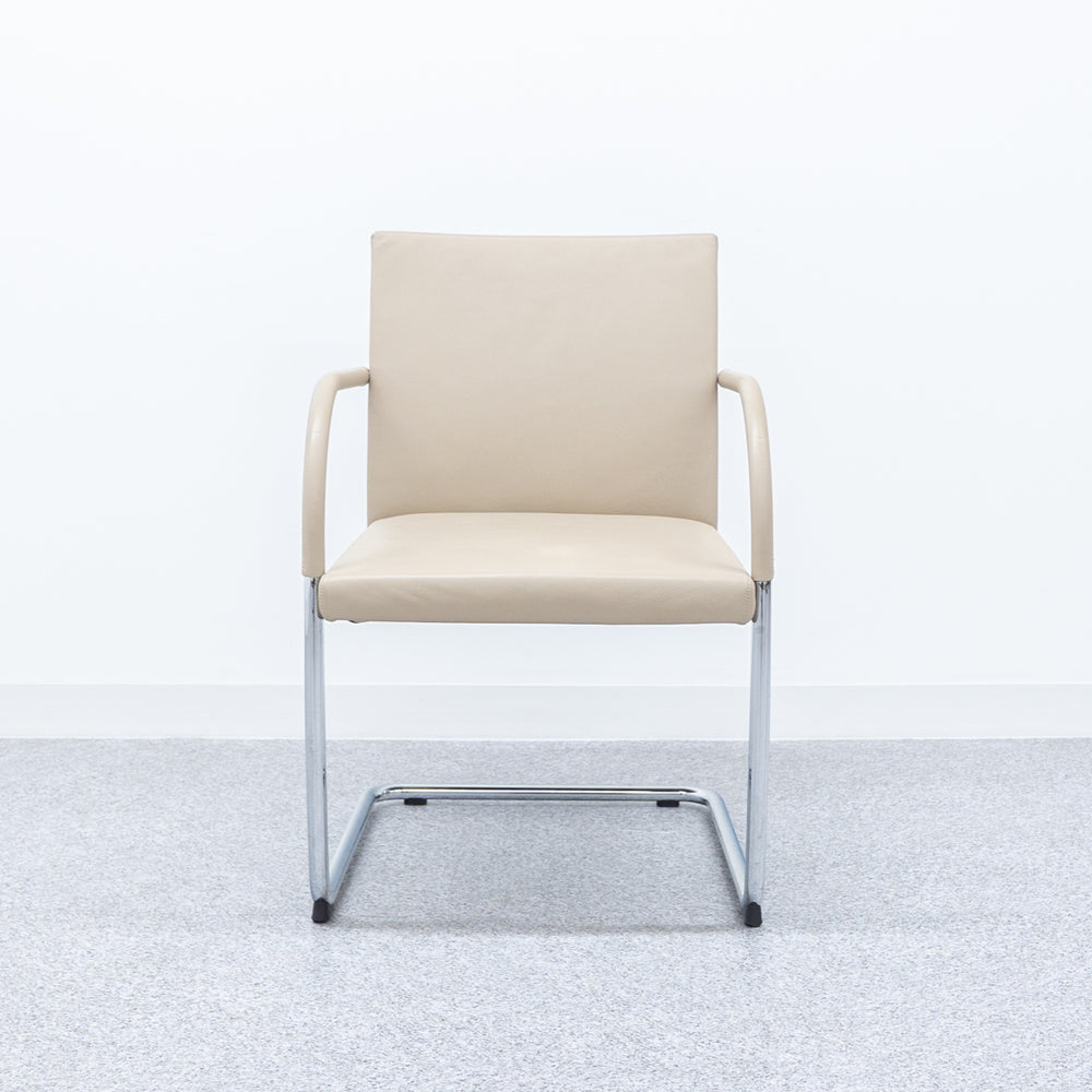 Walter Knoll / George Cantilever Chair