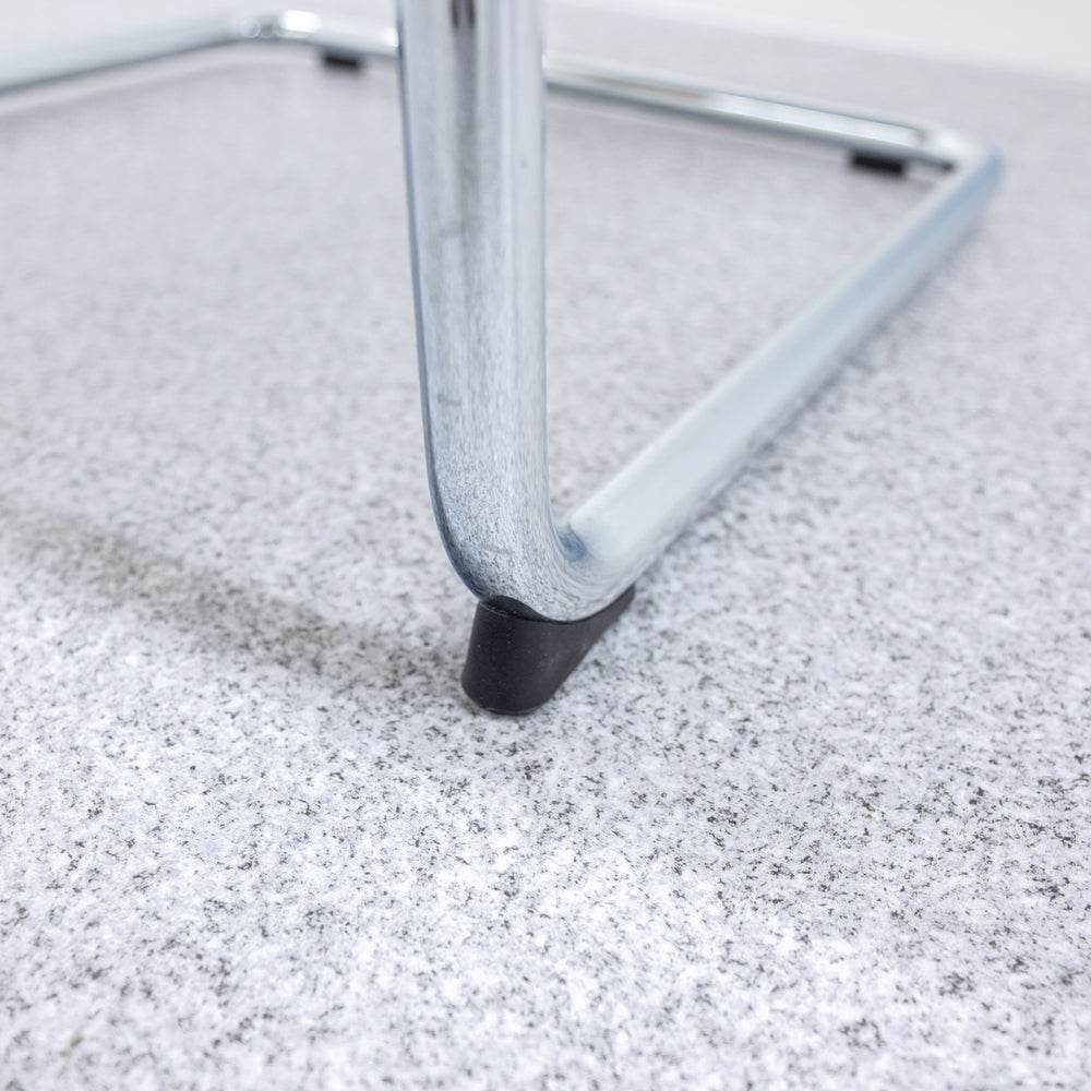 Walter Knoll / George Cantilever Chair