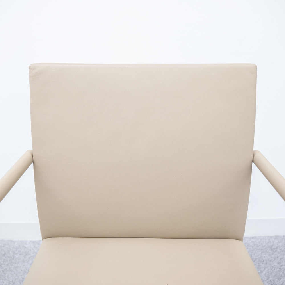 Walter Knoll / George Cantilever Chair