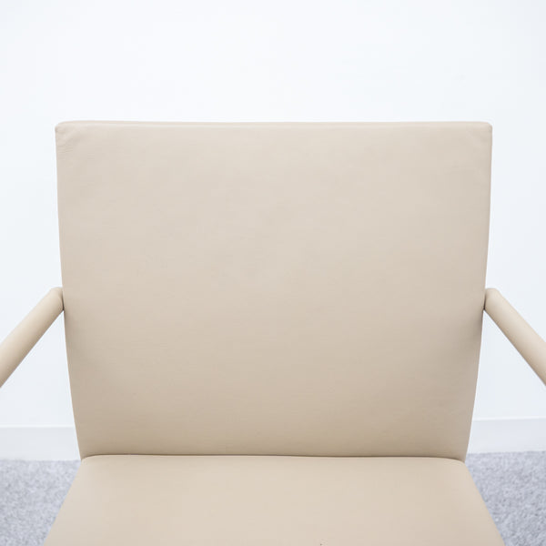 Walter Knoll / George Cantilever Chair
