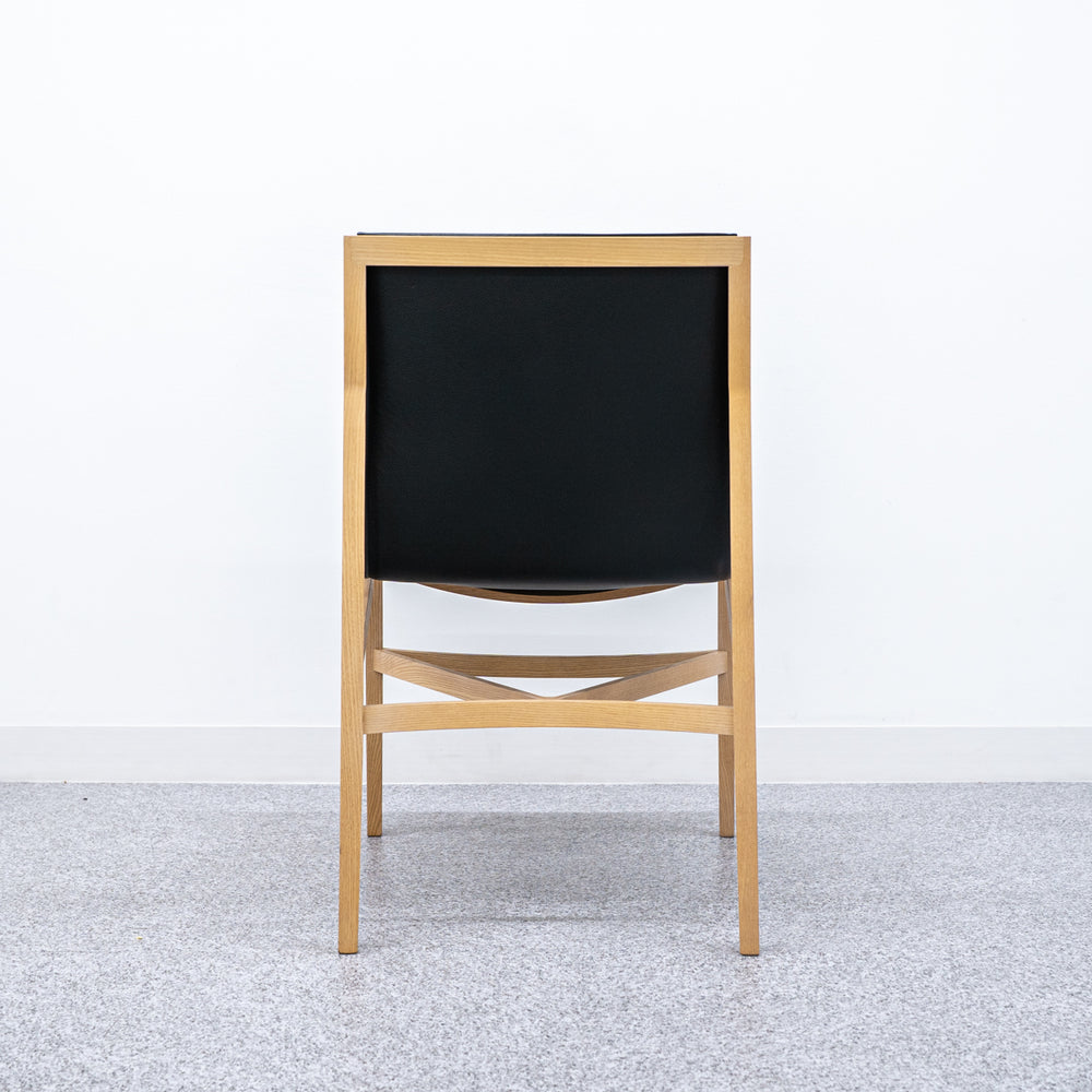 Cassina / 471 PILOTTA