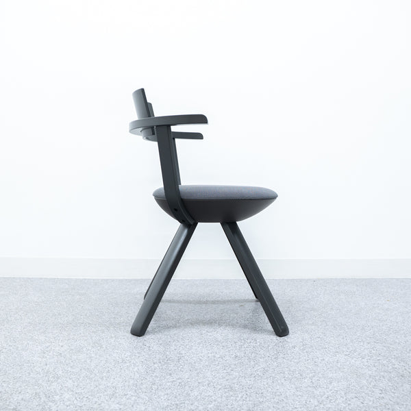 artek / RIVAL CHAIR