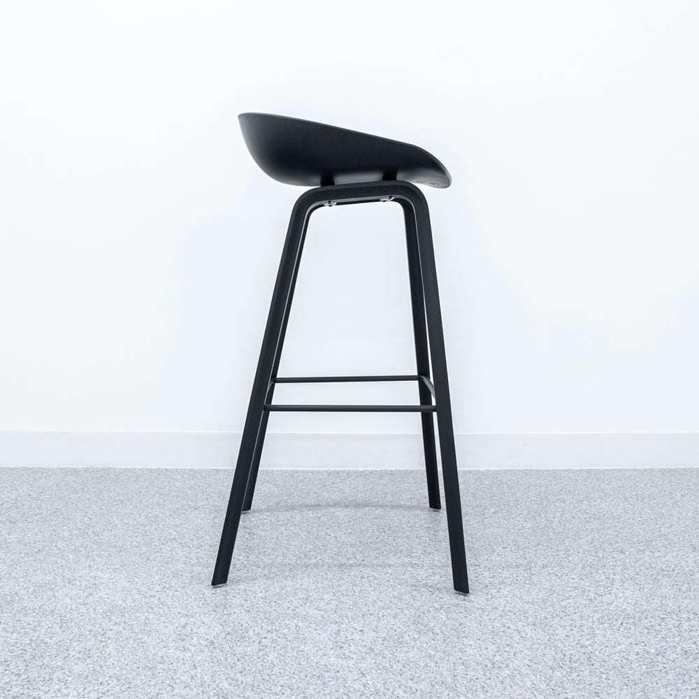 HAY / AAS 32