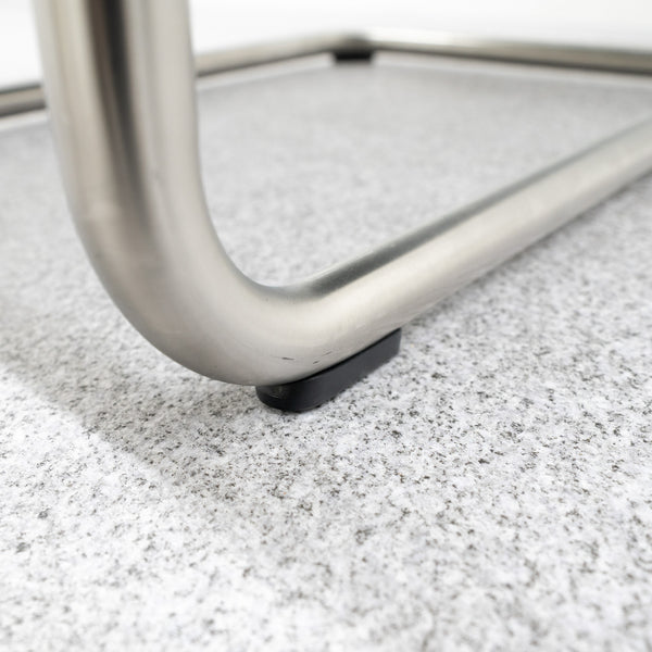Vitra / .06