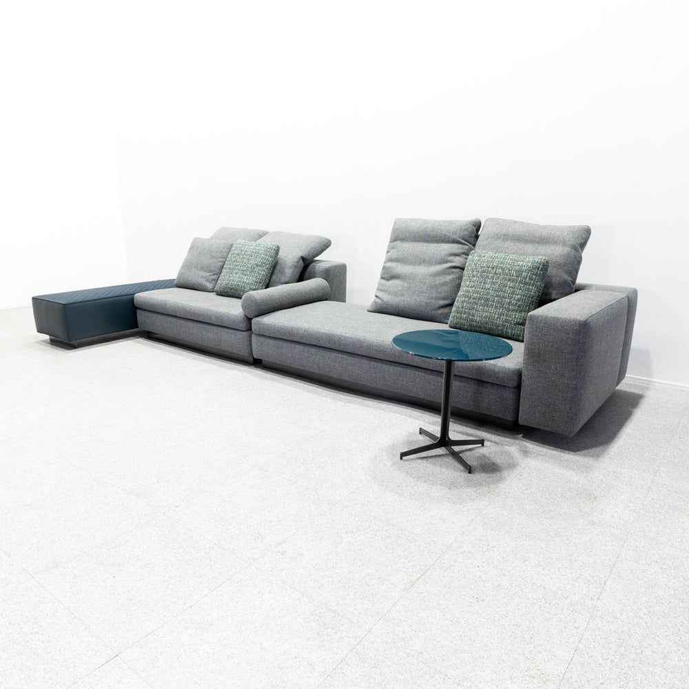 Minotti /  YANG