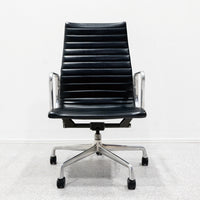 Herman Miller / Eames Aluminum Group Executive Chair