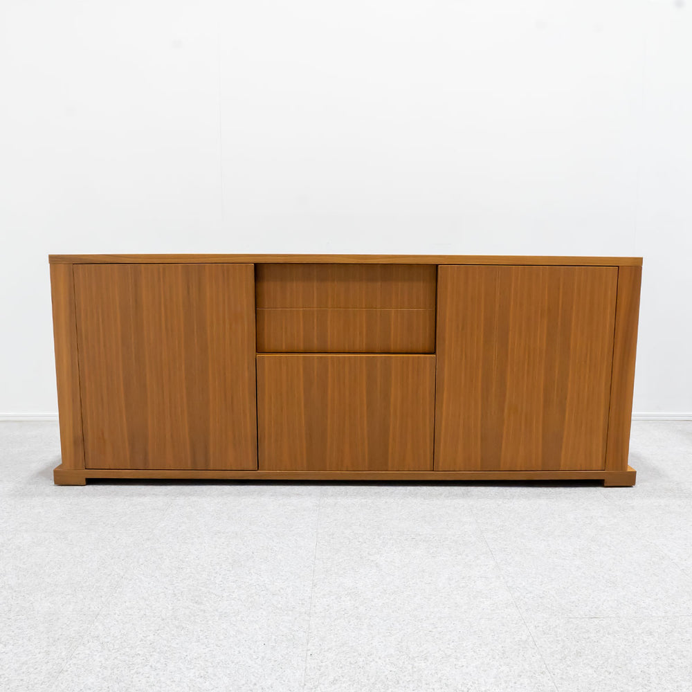 porada / Bryant Sideboard