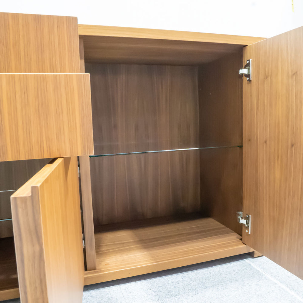 porada / Bryant Sideboard