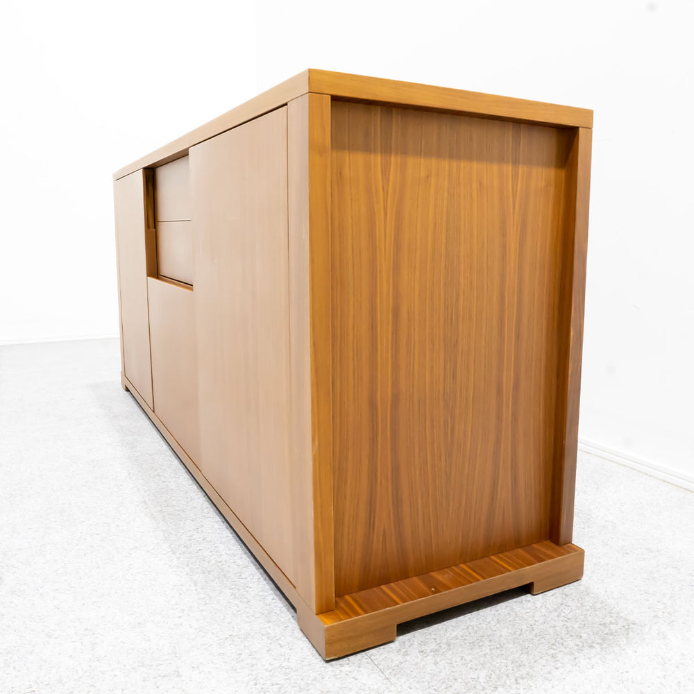 porada / Bryant Sideboard